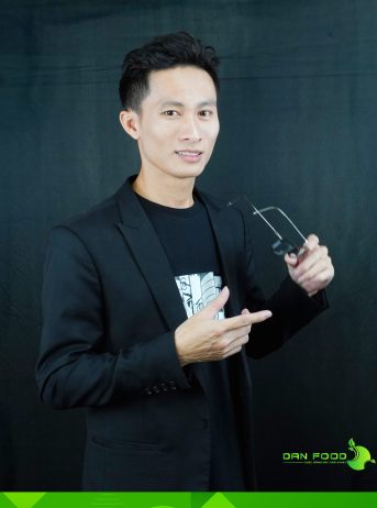 khanh dan le founder dan food (1)